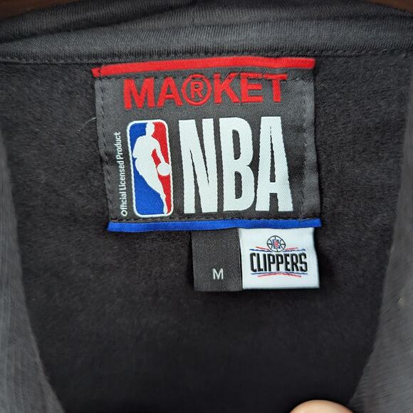 NWOT MARKET x NBA LA Clippers Hoodie Black Medium 100% Cotton Graphic Pullover - Picture 6 of 8